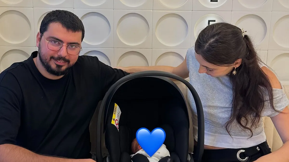 MasterChef şampiyonu Serhat Doğramacı baba oldu: Oğulları Atlas’la ilk aile pozları