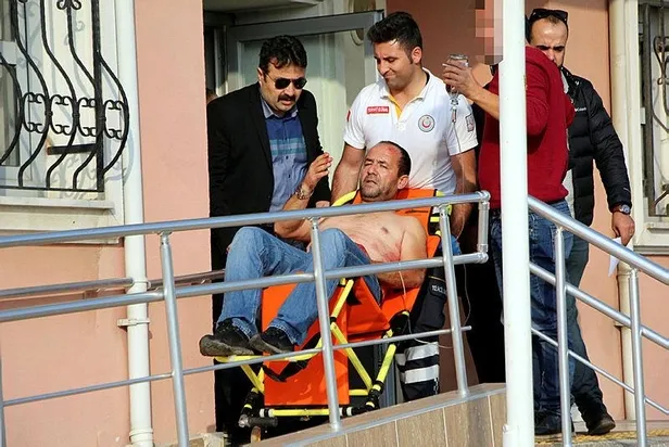 Bıçakladığı arkadaşını sağlık ocağına götürüp serumunu taşıdı-1