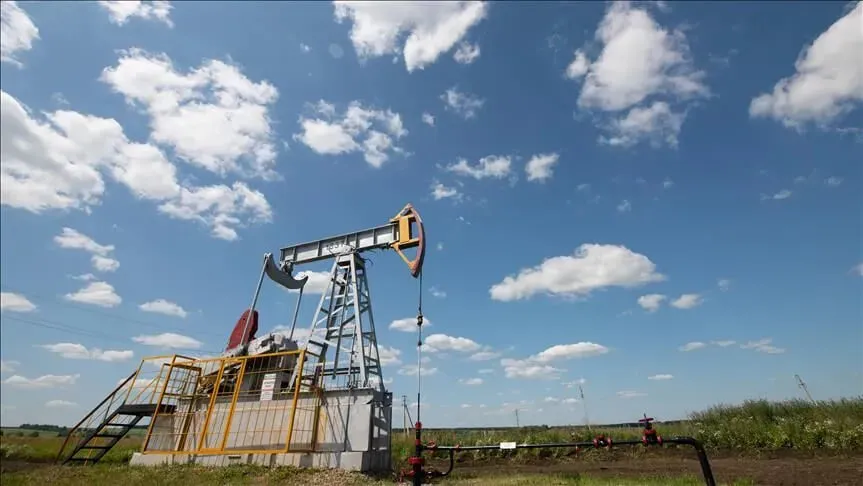 iea-raporu-kuresel-petrol-arzi-2026da-gunluk-57-milyon-varil-azaldi-1789380289363.jpg Küresel arz sıkıştı, petrolde günlük 5,7 milyon varil düşüş! Türkiye güneşte 28 kat büyüme kaydetti-5