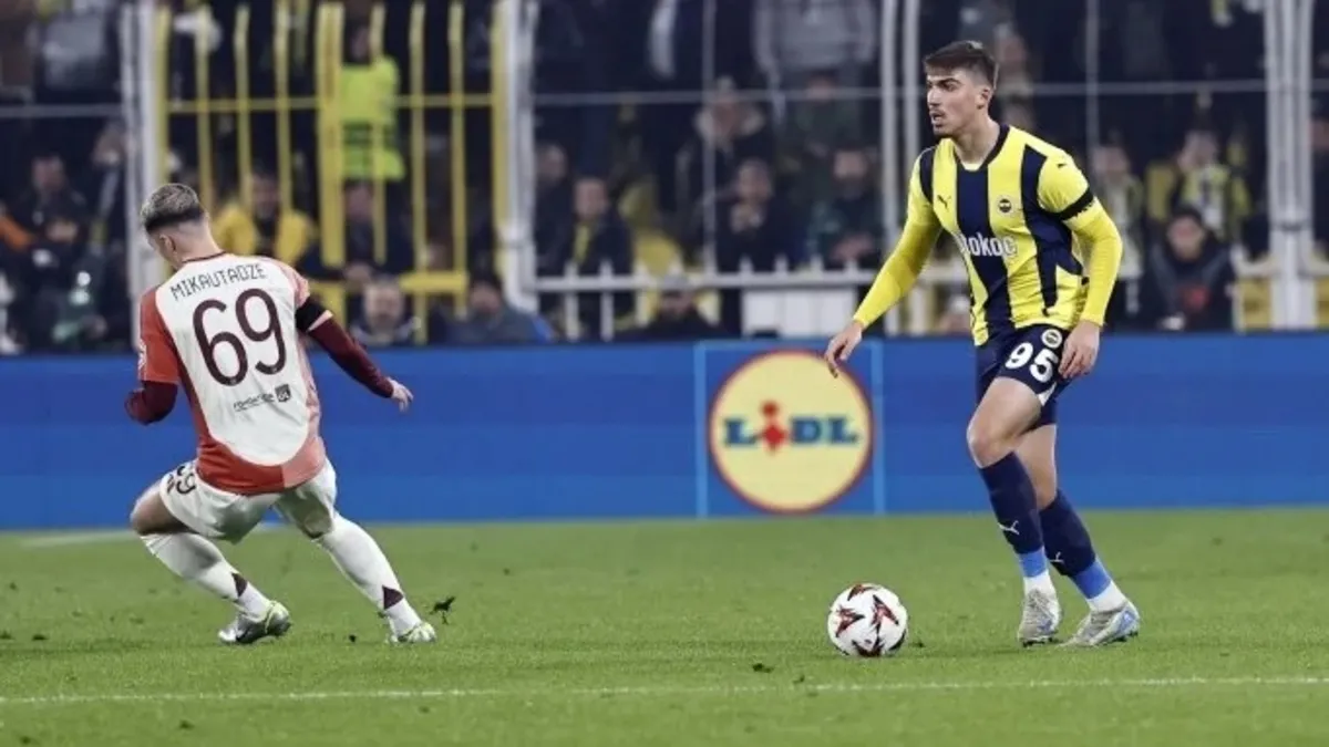 Yusuf Akçiçek'ten Lyon maçında ilk!