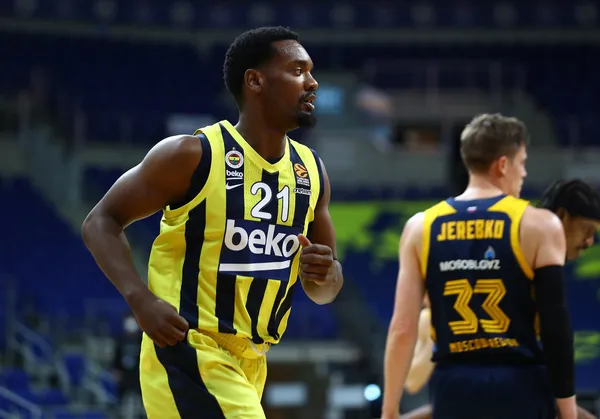 fenerbahcede-ilk-imza-atildi-3-yillik-yeni-sozlesme-1623664512738.jpg Fenerbahçe'de ilk imza atıldı! 3 yıllık yeni sözleşme-4