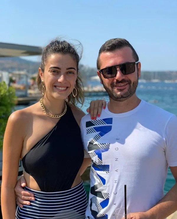 son-dakika-ayrildigi-esi-tarafindan-darbedilen-irem-ay-berkay-saner-icin-uzaklastirma-karari-aldirdi-1643985356842.jpg SON DAKİKA: Ayrıldığı eşi tarafından darbedilen İrem Ay Berkay Saner için uzaklaştırma kararı aldırdı-2