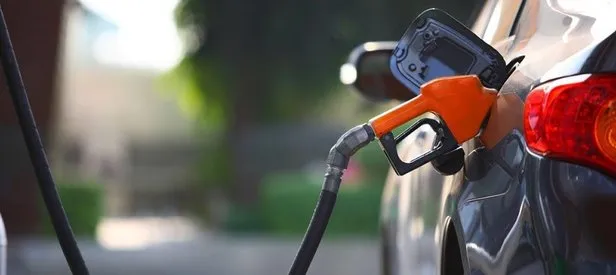 Akaryakıtta yeni değişim! Benzin ve motorin fiyatları...