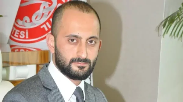 besiktas-yoneticisine-silahli-saldiri-saldirgan-araniyor-1659715688287.jpeg Beşiktaş yöneticisine silahlı saldırı! Saldırgan aranıyor-2