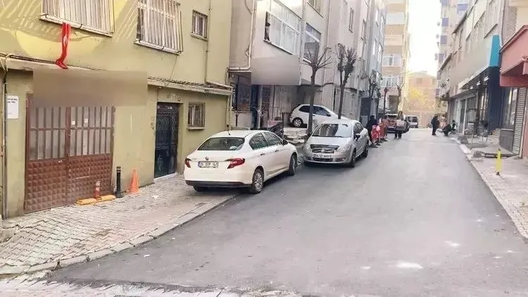 İstanbul'da kan donduran olay! Yeni doğurduğu bebeği camdan atan cani anne hakkında karar verildi-1