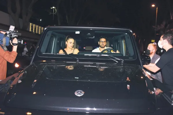 irem-sak-ile-furkan-korkmaz-sobelendi-1631394607666.jpeg İrem Sak ile Furkan Korkmaz sobelendi! Ünlü çiftin aşkı patlayan flaşlarla deşifre oldu-1