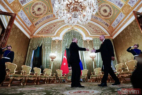 Başkan Erdoğan Moskova’da! Putin ile bir araya geldi - 42