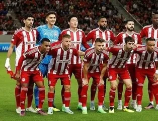Olympiakos kupayı aldı