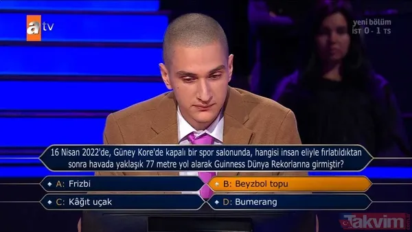 Kenan İmirzalıoğlu'nun sunduğu Kim Milyoner Olmak İster'de hareketleri ve cevaplarıyla geceye damga vuran yarışmacı! - 3