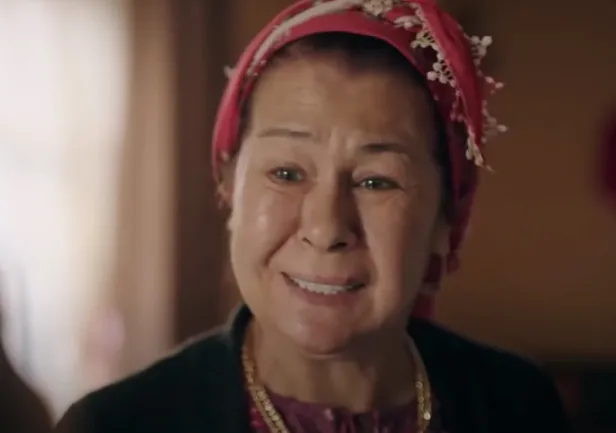koca-bir-utancsin-sen-kirmizi-oda-50-bolum-fragmani-gozden-irak-olan-gonulden-de-uzaklasacak-1635771198295.jpg Koca bir utançsın sen! Kırmızı Oda 50. bölüm fragmanı: Gözden ırak olan gönülden de uzaklaşacak!-5