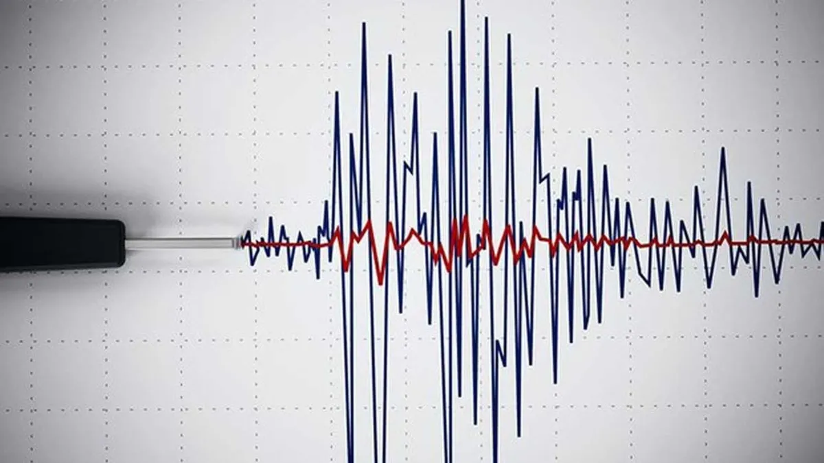 Ege Denizi'nde 4,7 büyüklüğünde deprem! AFAD son dakika verilerini açıkladı