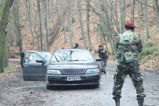 Atv'nin ilgiyle izlenen dizisi Yalnız Kurt'ta yine nefesler tutulacak-1