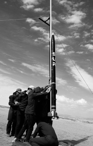 Selçuk Bayraktar yerli ve milli imkanlarla yapılan roket atışının görüntülerini paylaştı