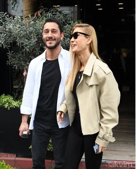 Düğünde eski sevgilisiyle nikah şahidi oldu! Çağla Şıkel’in ablası evlendi! 7 yıllık eski eşi Emre Altuğ’dan sonra ilk defa... - 5