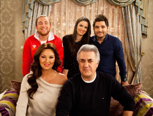efsanesi-hala-dillerde-cocuklar-duymasinin-yildizi-sirra-kadem-basmisti-imzayi-atti-adeta-farkli-biri-oluyor-1609271480508.jpg Efsanesi hala dillerde! Çocuklar Duymasın'ın yıldızı sırra kadem basmıştı imzayı attı! Adeta farklı biri oluyor-4