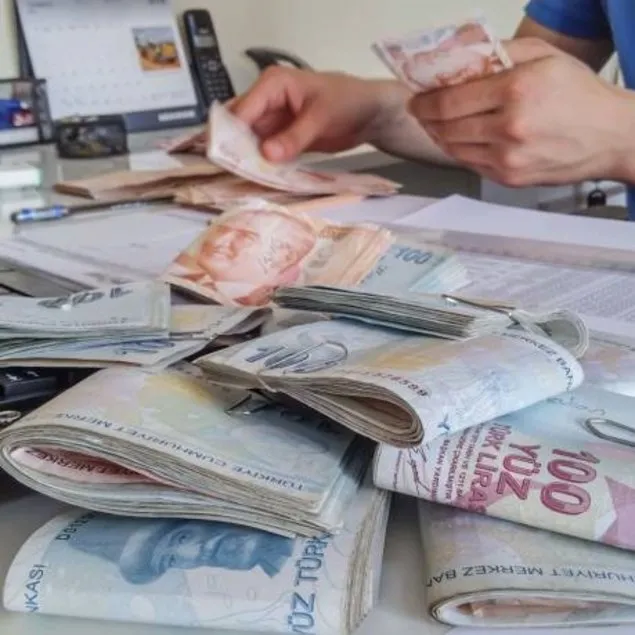Meclis’in gündemi emekli