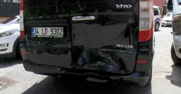 Beyoğlu'nda korkunç son! Yokuş aşağı kayan minibüsün altında kaldı: Torununu kurtardı kendisi öldü