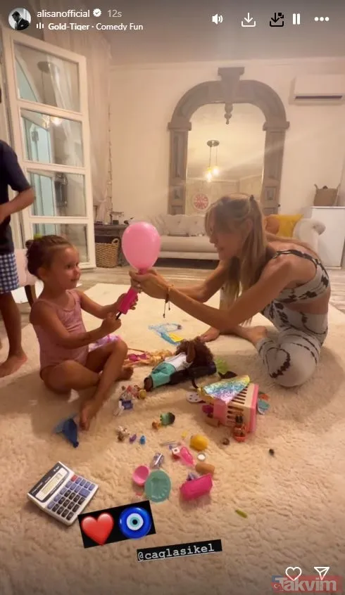 Minik Eliz annesi Buse Varol’un kopyası! Çağla Şıkel ile Alişan’ın kızı Eliz’in ev hallerine bakın! O anlar ilgi odağı oldu! - 20