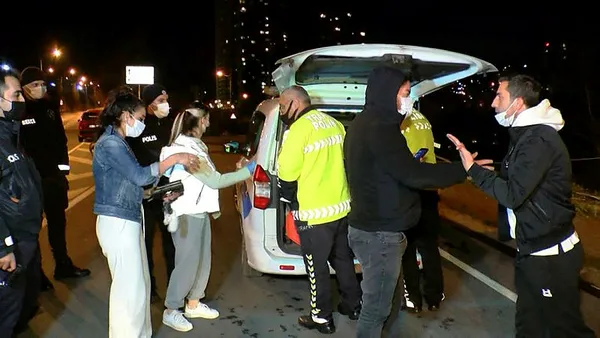 1618110532084.jpg İstanbul'da kısıtlamayı delen alkollü sürücünün yalanını polis ortaya çıkardı-3