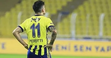 Son dakika Fenerbahçe transfer haberleri... Fenerbahçenin yeni sezon planı hazır! Perotti yerine Francis Amuzu!
