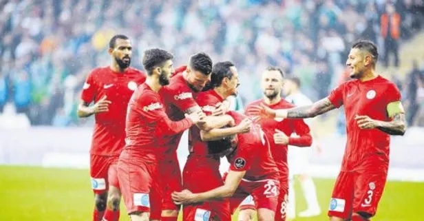 Timsah avcısı Antalyaspor