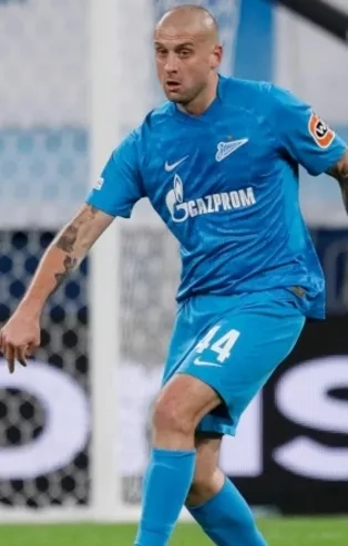 Özel Haber I Ukrayna-Rusya savaşı onu da vurdu! Beşiktaş'a Yaroslav Rakitskyi teklifi!