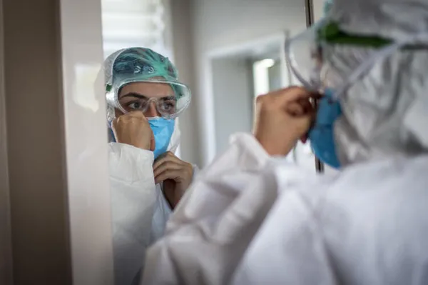 Gözler Kabine Toplantısı'nda! Pazar günü sokağa çıkma yasağı kalkıyor mu?-18