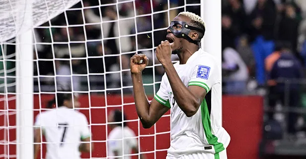 Victor Osimhen sakatlandı! Galatasaray'a büyük şok