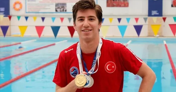 Milli sporcu Derin Toparlak CMAS Paletli Yüzme Büyükler Dünya Şampiyonası'nda altın madalya kazandı!
