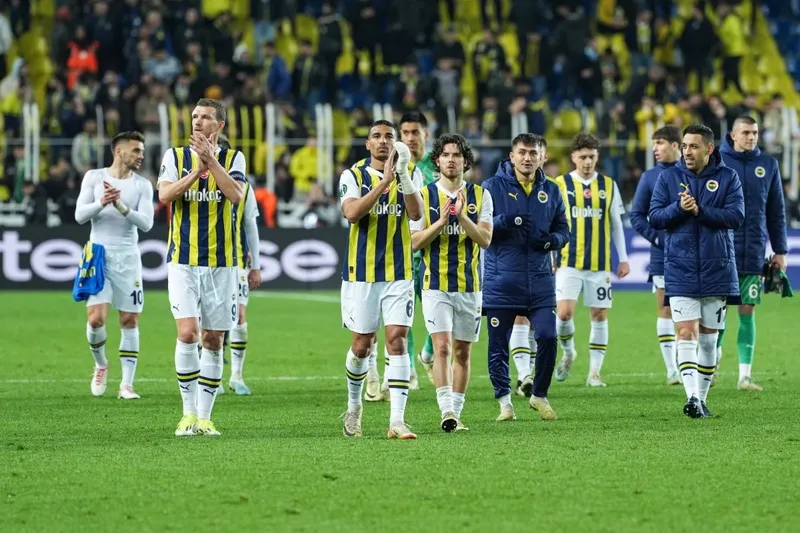 fenerbahce-tarihine-gececek-transfer-yer-yerinden-oynayacak-25-milyonluk-yildiz-imzaya-hazir-1711610190443.jpg Fenerbahçe'ye 25 milyon euroluk yıldız hayırlı olsun! Yer yerinden oynayacak-6