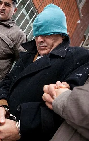 Kolon canavarı Sülün Mehmet elinde balyoz ile görüntülendi!