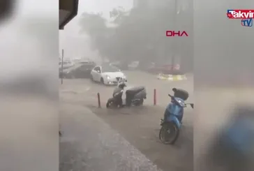 Çanakkale'de sağanak sele döndü
