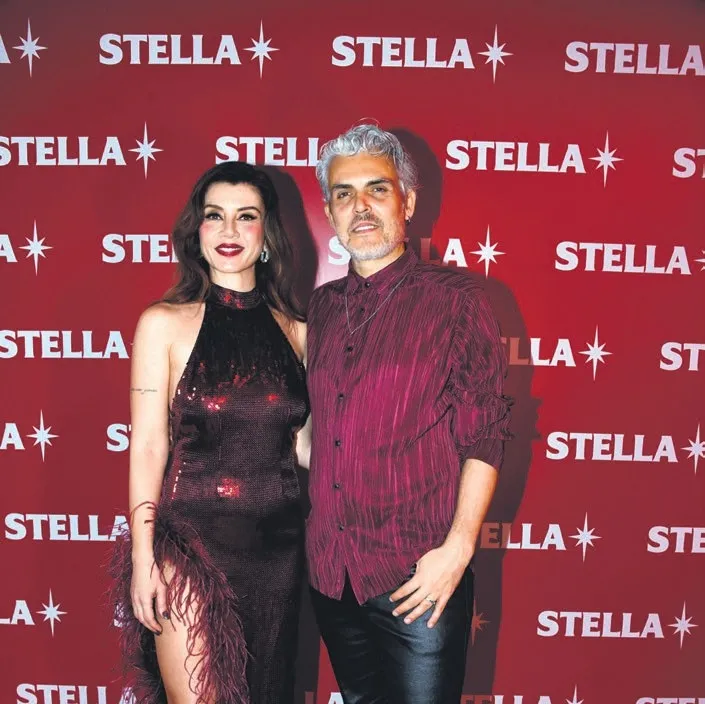 Şarkı söylemeyi seviyorum