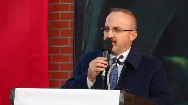 ekrem-imamoglunun-ataturku-anma-gecesinde-dansi-fondas-medyayi-sessizlige-gomdu-bulent-turandan-tepki-isyanim-1668184163215.jpeg 'Ekrem İmamoğlu'nun 'Atatürk'ü Anma Gecesi'nde dansı fondaş medyayı sessizliğe gömdü! Bülent Turan'dan tepki: İsyanım var-4
