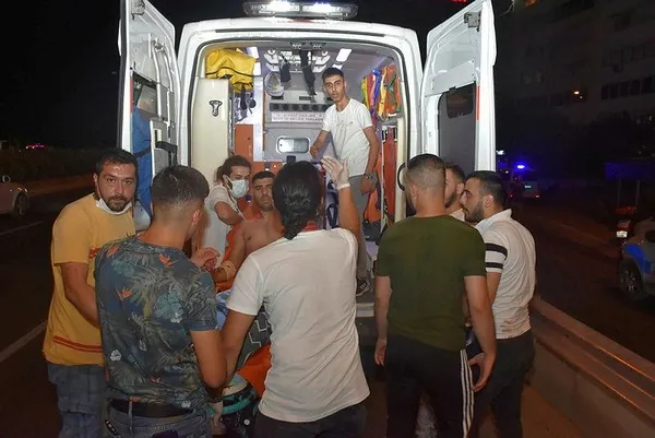 Son dakika: İzmir'de omuz atma kavgasında kan aktı! 1 ölü, 3 yaralı-6