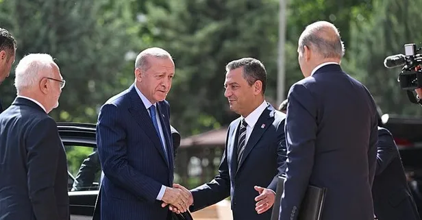 Başkan Erdoğan'ın CHP Genel Başkanı Özgür Özel'e gerçekleştirdiği iade-i ziyaretin ilk karesi ne anlatıyor? Yapay zekaya sorduk