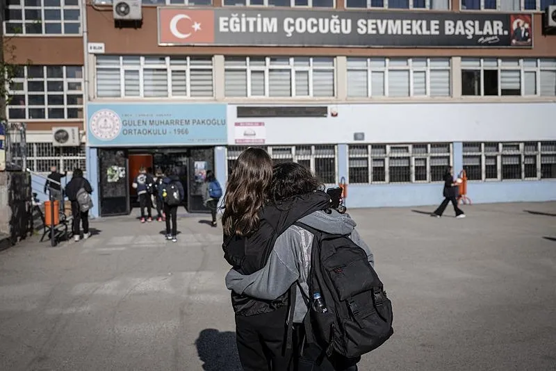 Okullarda tatil sonrası 20 milyon öğrenci, 1 milyon 200 bin öğretmen için ilk ders zili çaldı! Yaz tatili ne zaman başlayacak?-4