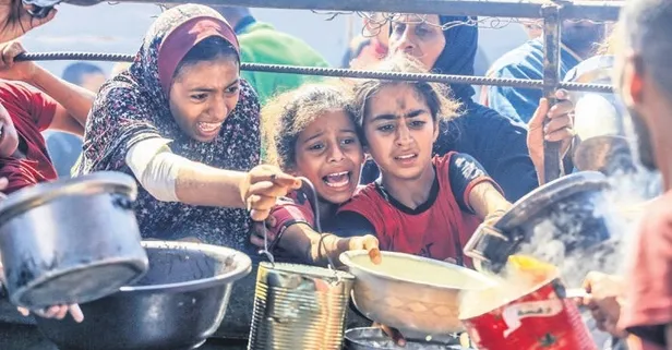 Soykırımcı İsrail, yardım dağıtma bahanesi ile Filistinlileri katletti!
