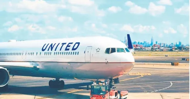 United Airlines’a ait yolcu uçağı, biyolojik tehlike nedeniyle Washington DC’ye iniş yaptı