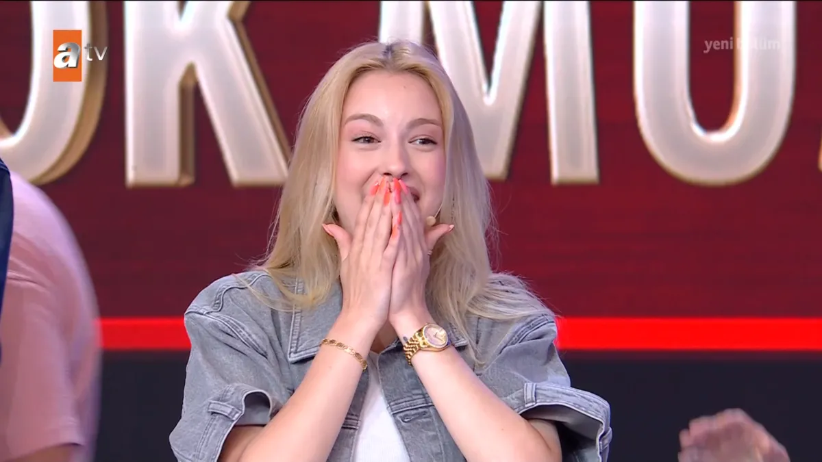 1784839044914.png Borç batağından kurtaran teklif! Kendi kutusunun 15 kat fazlasını kazanan Duygu ailesinin hayatını tamamen değiştirdi-11