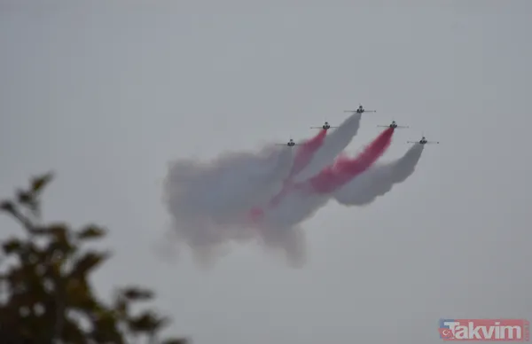 Türk Yıldızları ve SOLOTÜRK'ten nefes kesen gösteri! - 26