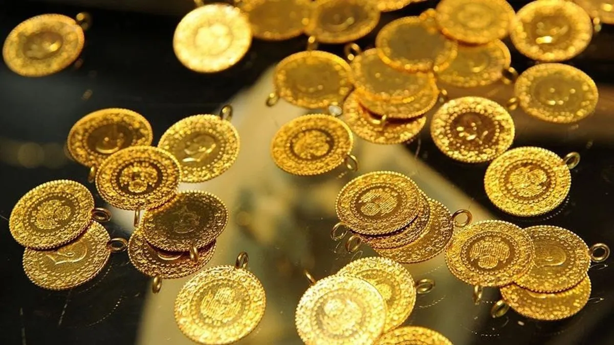 Altında çifte rekor: Ons altın yeni zirveye ulaştı