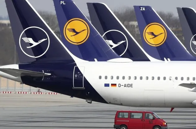 Lufthansa, yönetim kadrosunu azaltıyor