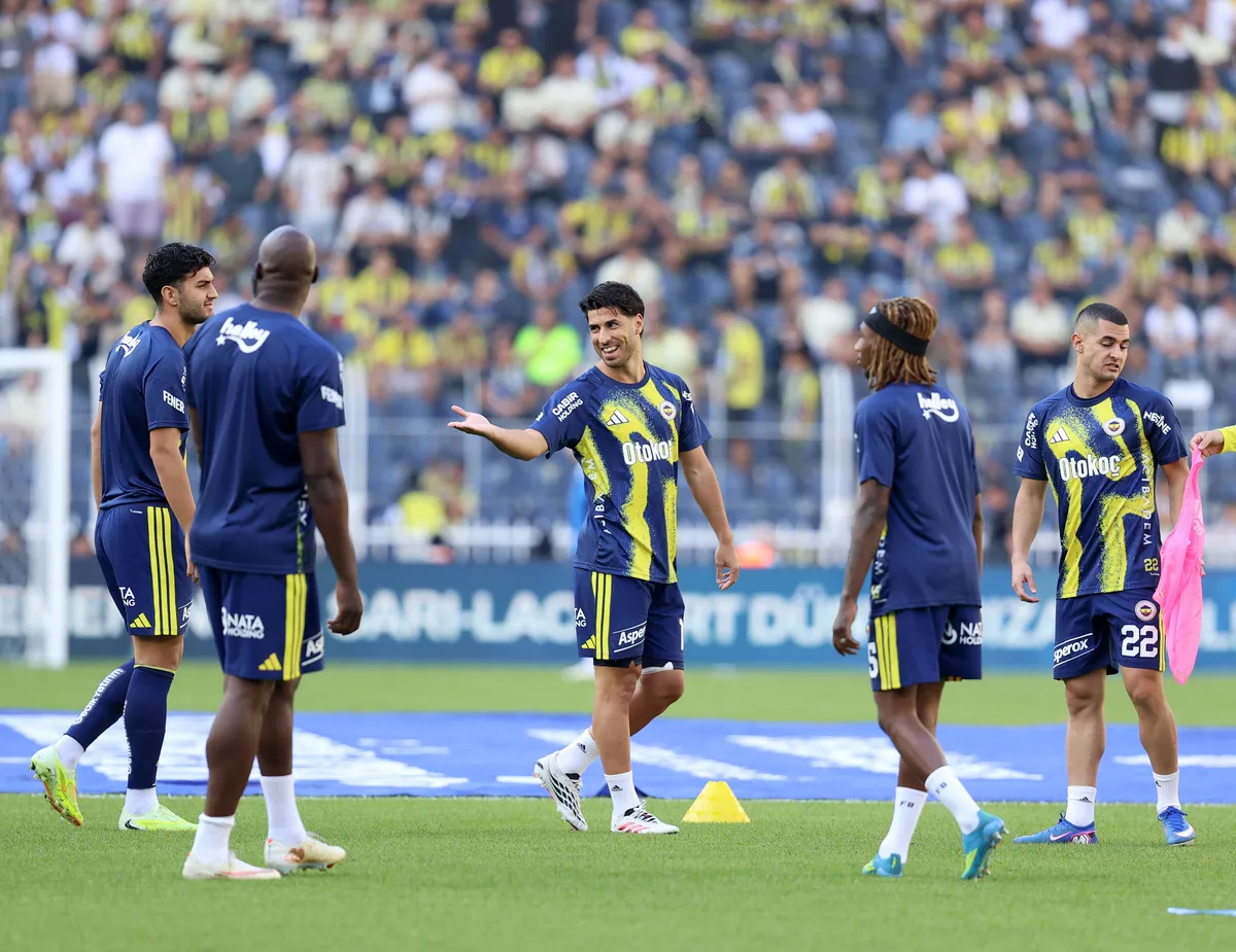 marco-asensionun-dizindeki-kikirdak-lezyonu-nedeniyle-ameliyat-olacagi-aciklanirken-ismail-kartalla-sorun-yasa-1792392824509.jpg Fenerbahçe'de Marco Asensio bilmecesi! İşte yanıt bekleyen sorular-4
