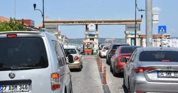 Son dakika: Tatilciler dönüşe geçti! Çanakkale'deki feribot iskelelerinde yoğunluk