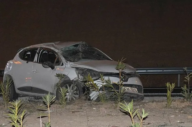 SON DAKİKA: İzmir’de feci kaza! Otomobil takla attı: 1 ölü
