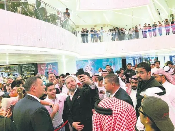 ‘Diriliş Ertuğrul’ dizisiyle şöhreti Türkiye sınırlarını aşan Engin Altan Düzyatan'a yoğun ilgi-3