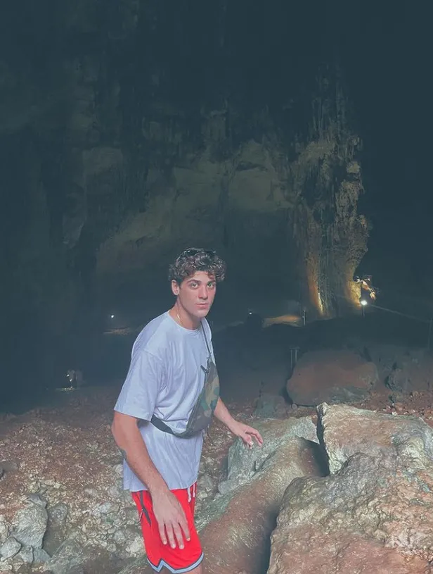 Survivor Poyraz'ın sevgilisi ortaya çıktı kendini göstermek için paso paylaşıyor! Sağ gösterip sol vurdu Ayşe Yüksel deniyordu...-3