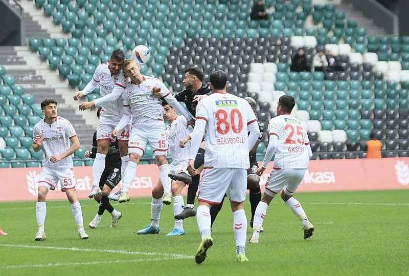 Sivas deplasmanda kazandı!