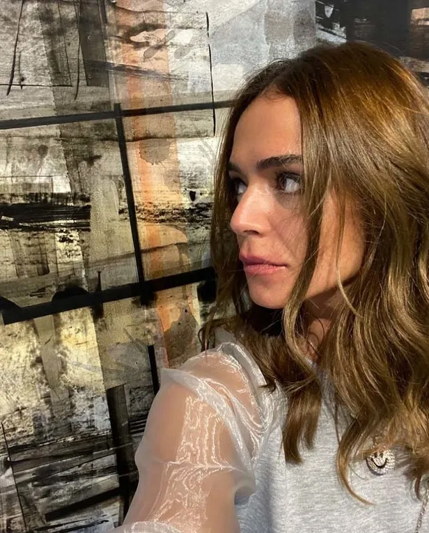 destan-dizisi-colpan-hatun-tarihte-var-mi-colpan-hatunu-canlandiran-ipek-karapinar-kimdir-kac-yasinda-nereli-evli-mi-1637657756655.jpg İpek Karapınar kimdir, kaç yaşında, aslen nereli? Destan dizisinin Çolpan Hatun'u kimdir, tarihte var mı?-3